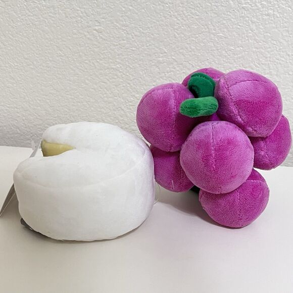 Hallmark Better Together Grapes and Cheese Magnetic Plush Pair Set w/ TAG - Picture 6 of 9